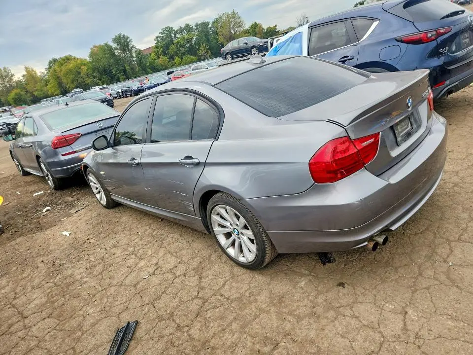2011 BMW 328 XI  