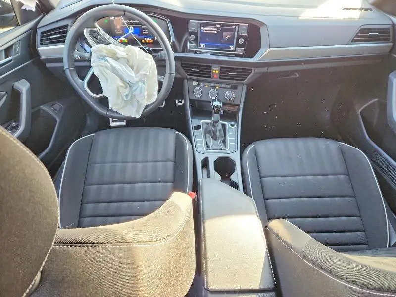 2024 VOLKSWAGEN JETTA SPORT  