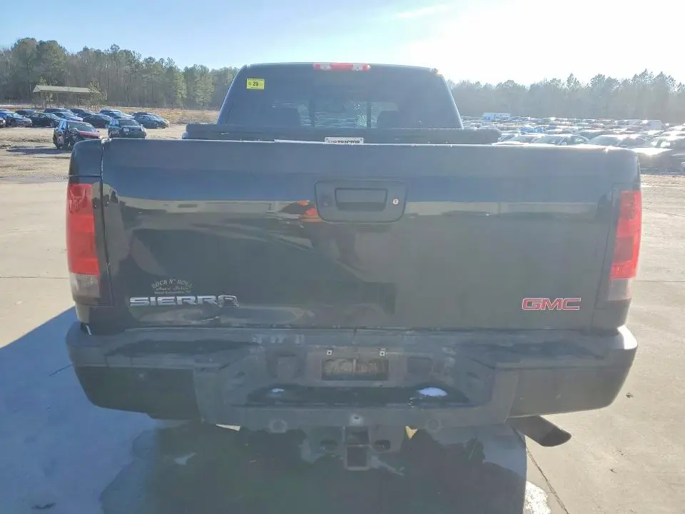 2011 GMC SIERRA K2500 DENALI  