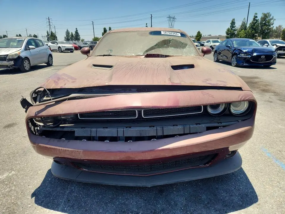 2015 DODGE CHALLENGER SXT  