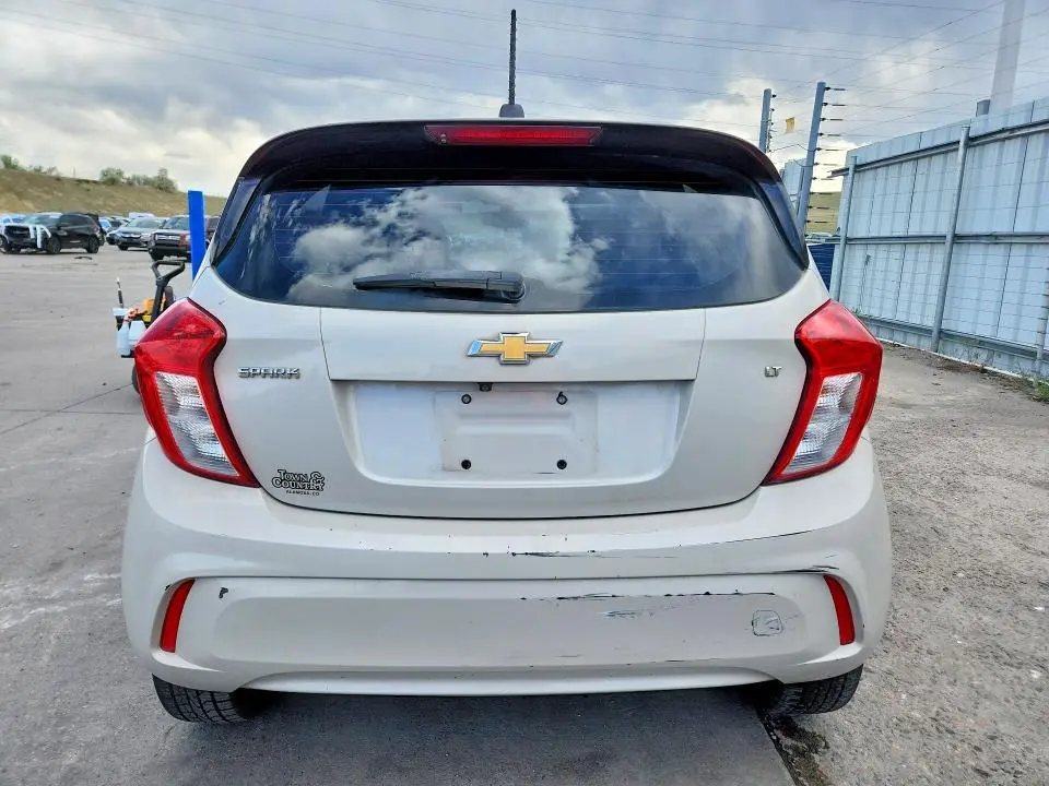 2019 CHEVROLET SPARK 1LT  