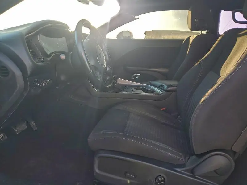 2015 DODGE CHALLENGER SXT  