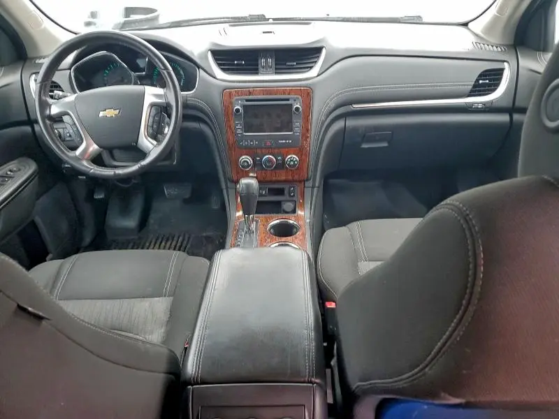 2014 CHEVROLET TRAVERSE LT  