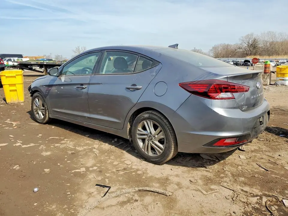 2020 HYUNDAI ELANTRA SEL  