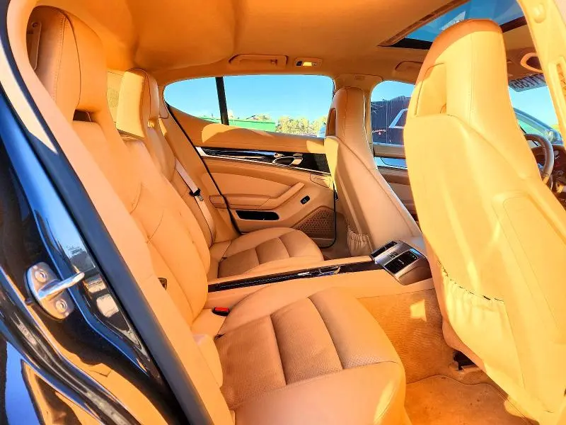 2014 PORSCHE PANAMERA 2  