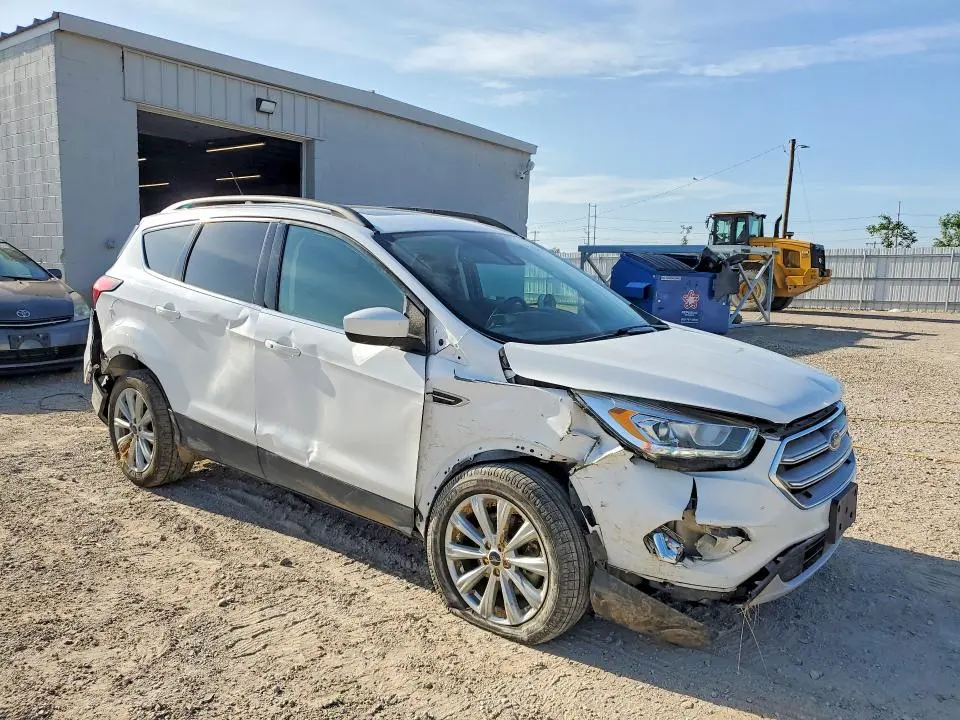 2019 FORD ESCAPE SEL  