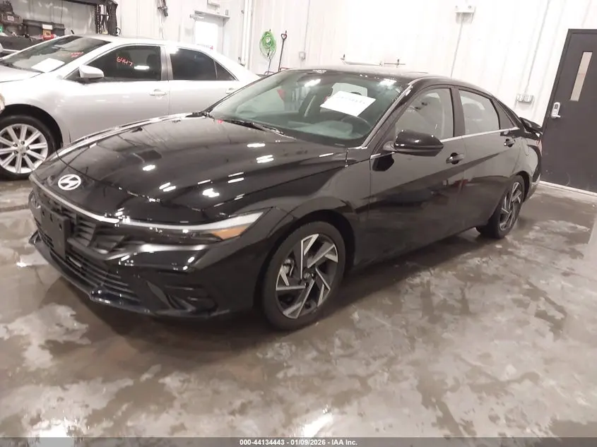 2024 HYUNDAI ELANTRA SEL