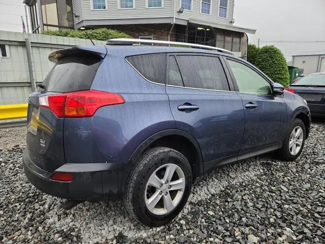2014 TOYOTA RAV4 XLE  