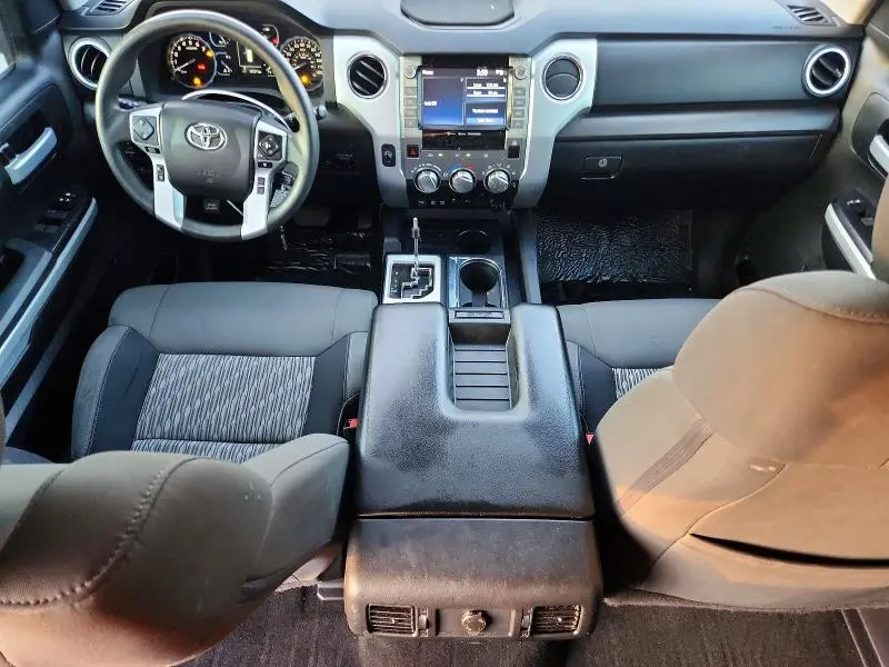 2021 TOYOTA TUNDRA CREWMAX SR5  