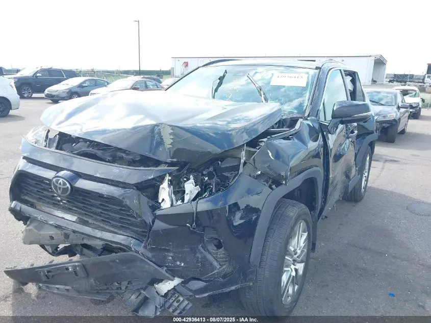 2020 TOYOTA RAV4 XLE PREMIUM