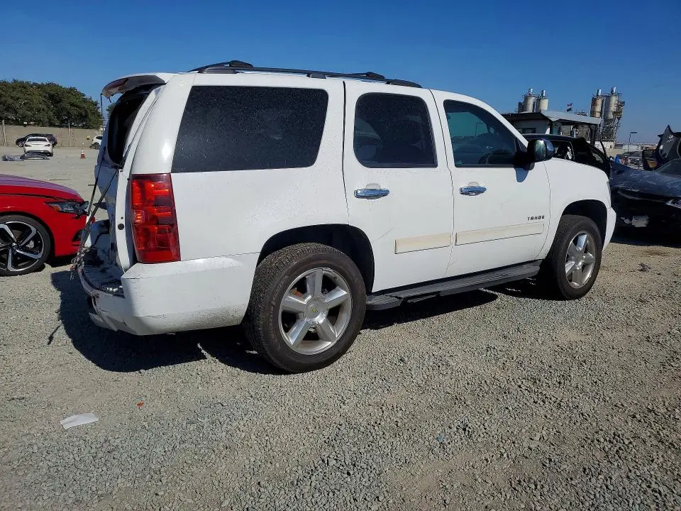 2011 CHEVROLET TAHOE C1500 LS  