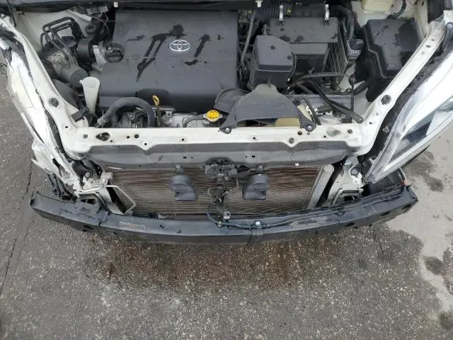 2015 TOYOTA SIENNA XLE  