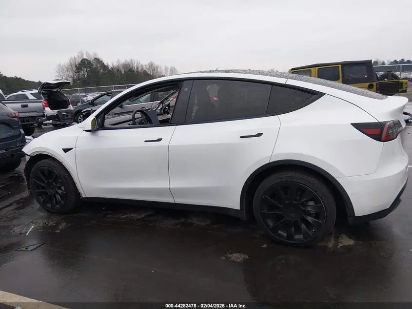 2022 TESLA MODEL Y LONG RANGE DUAL MOTOR ALL-WHEEL DRIVE