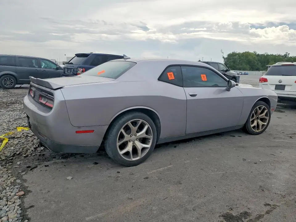 2016 DODGE CHALLENGER SXT  