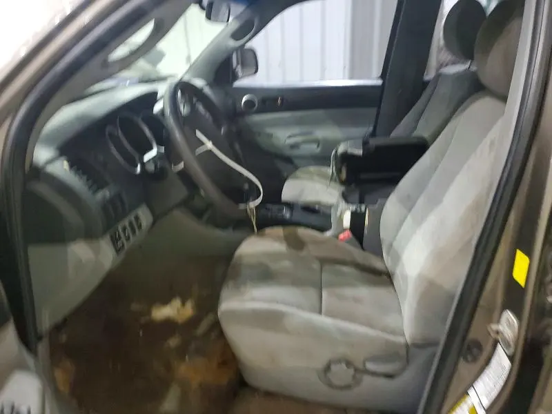 2010 TOYOTA TACOMA V6  