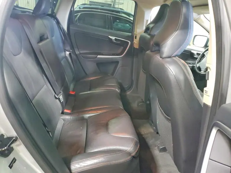 2010 VOLVO XC60 T6  
