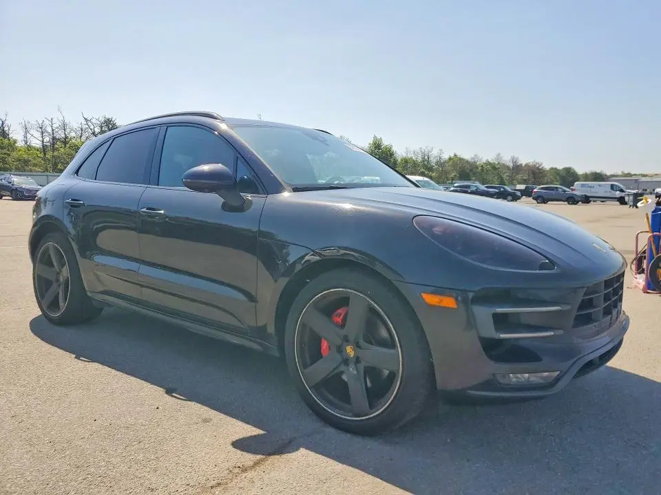2015 PORSCHE MACAN TURBO  