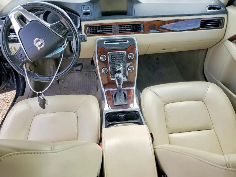 2014 VOLVO S80 3.2  