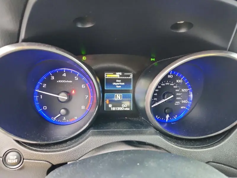 2015 SUBARU LEGACY 2.5I LIMITED  