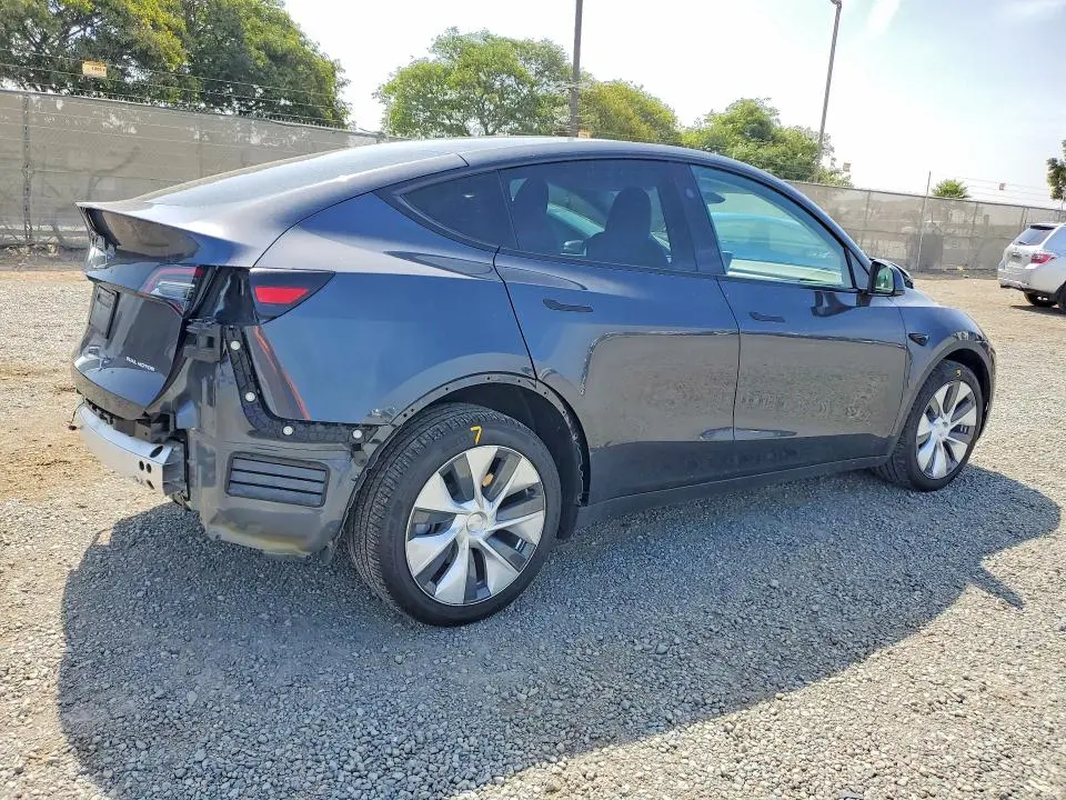 2024 TESLA MODEL Y   