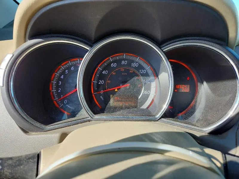 2010 NISSAN MURANO S  