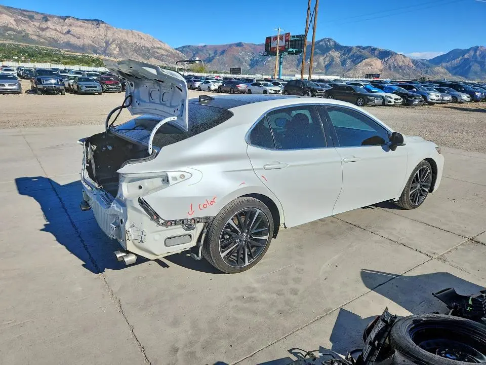2018 TOYOTA CAMRY XSE V6  