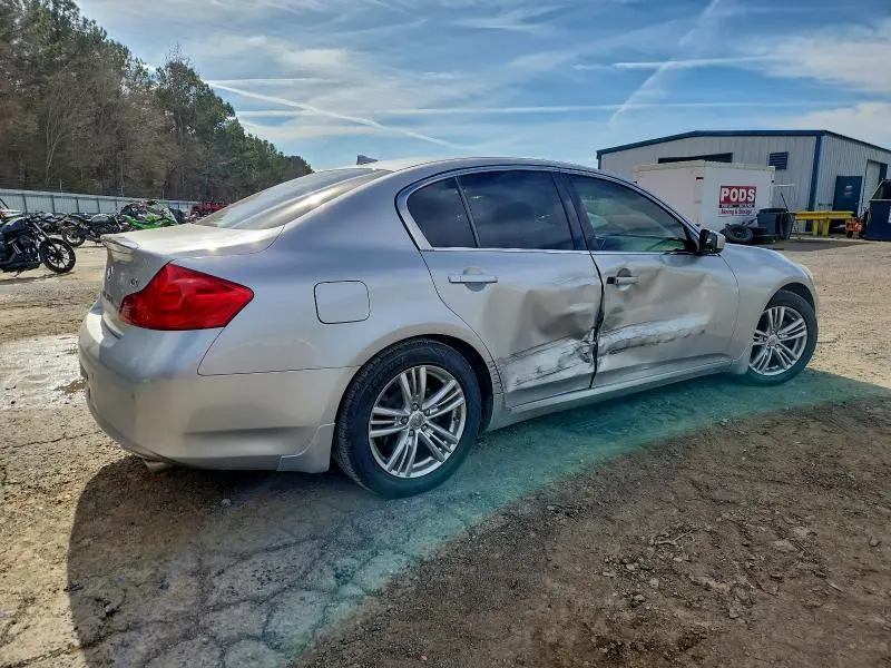 2013 INFINITI G37 BASE  