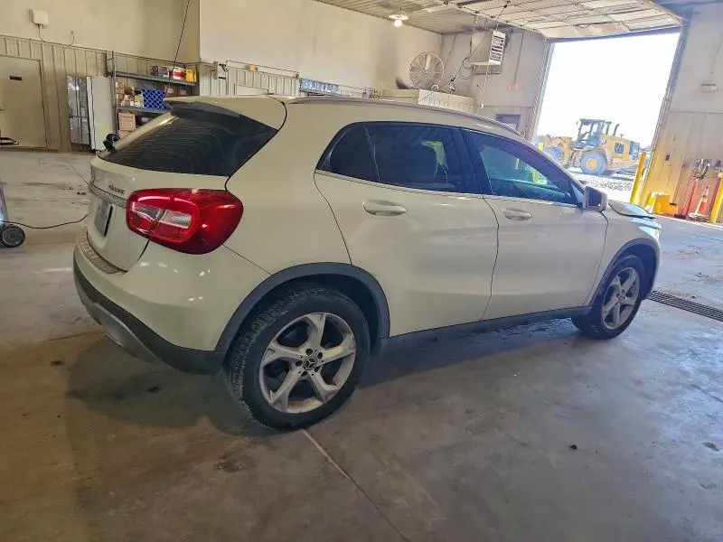 2018 MERCEDES-BENZ GLA 250 4MATIC  