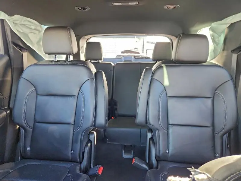 2022 CHEVROLET TRAVERSE LT  