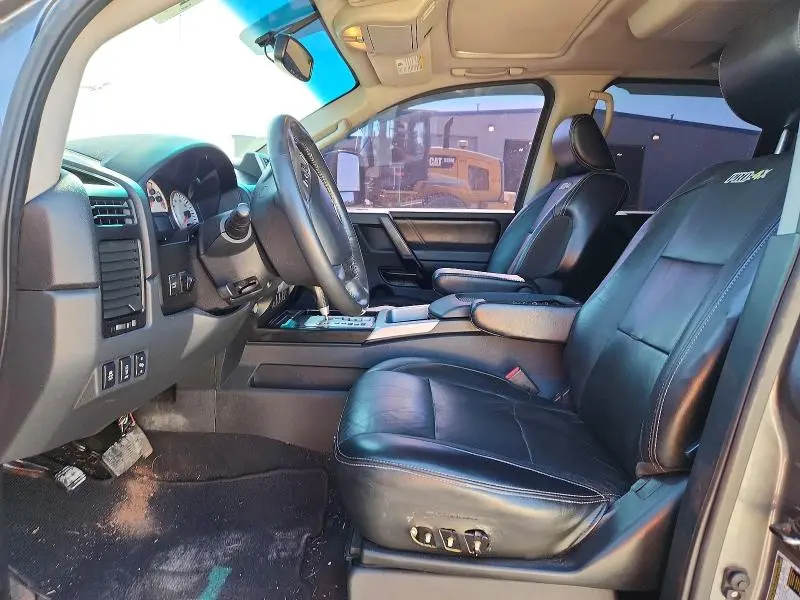 2014 NISSAN TITAN PRO-4X  