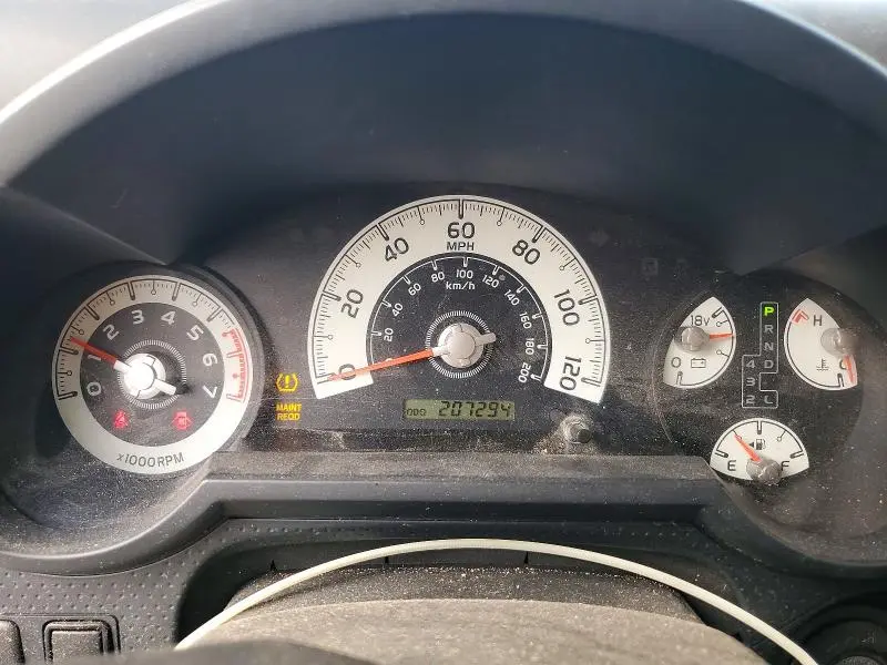 2013 TOYOTA FJ CRUISER BASE  