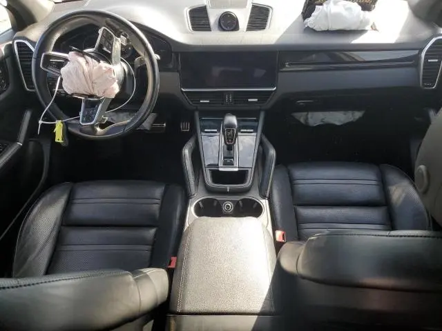 2019 PORSCHE CAYENNE S  