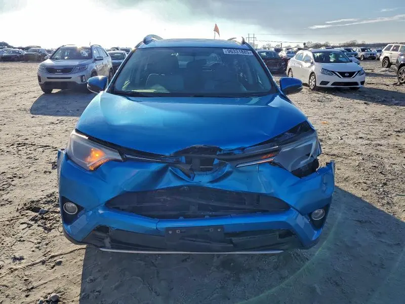 2016 TOYOTA RAV4 XLE  