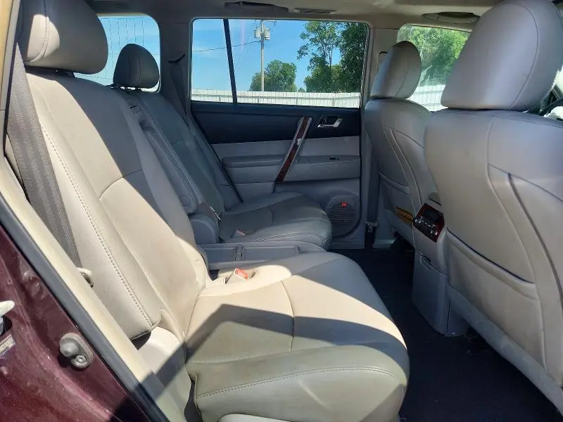 2012 TOYOTA HIGHLANDER LIMITED  