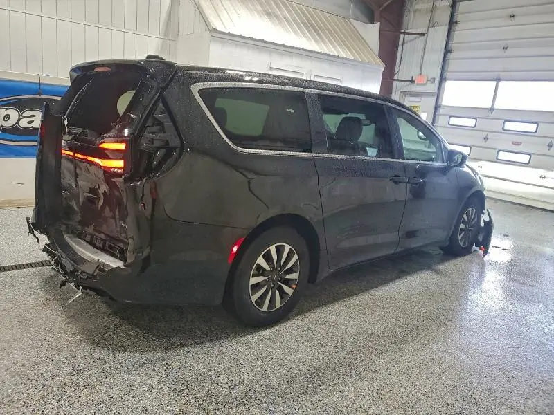 2025 CHRYSLER PACIFICA HYBRID SELECT  