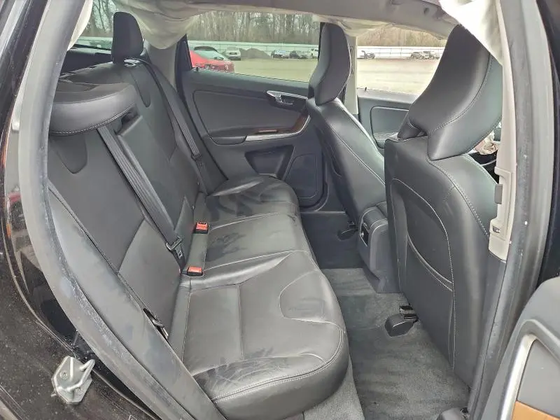 2017 VOLVO XC60 T5 INSCRIPTION  