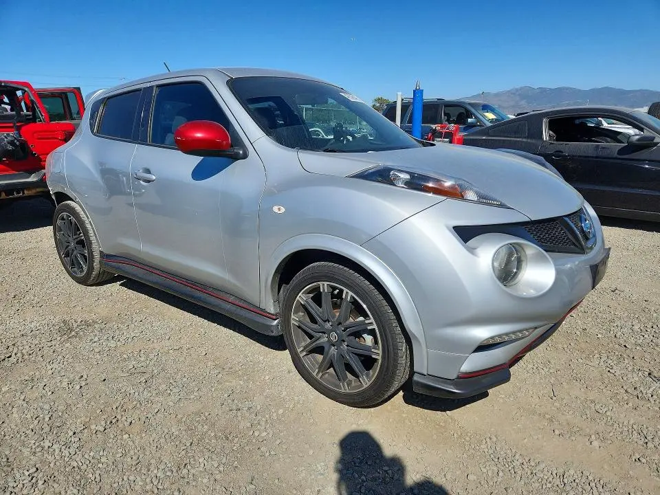 2013 NISSAN JUKE S  