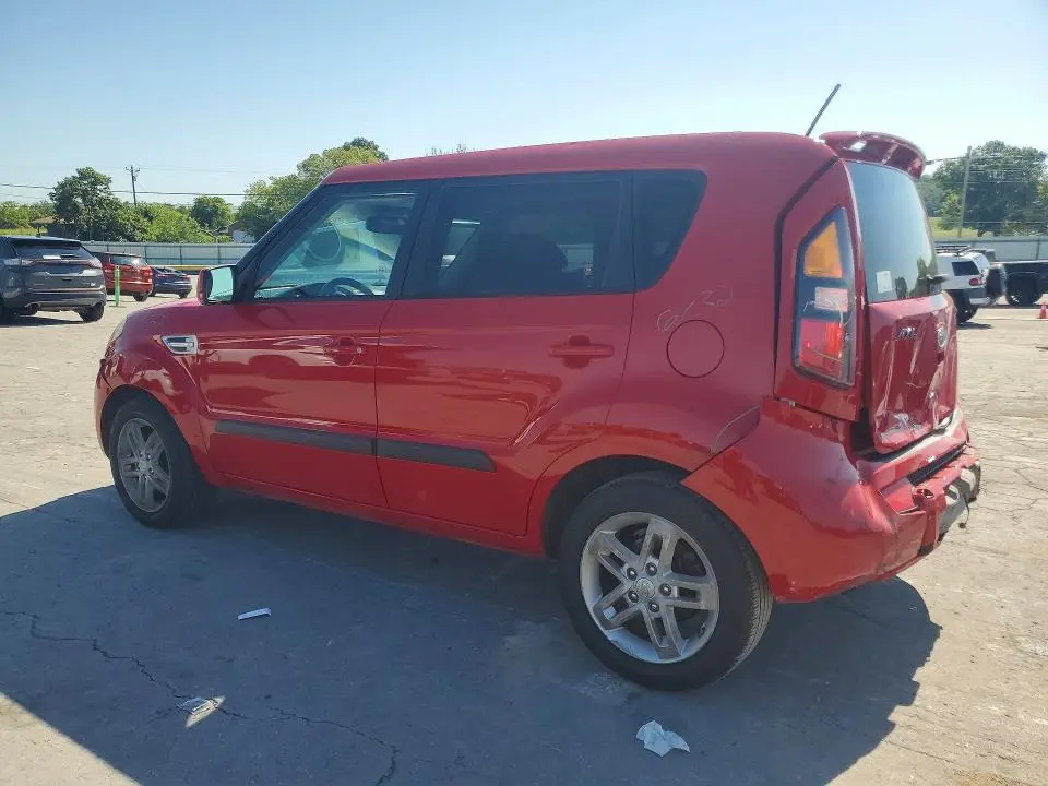 2011 KIA SOUL +  