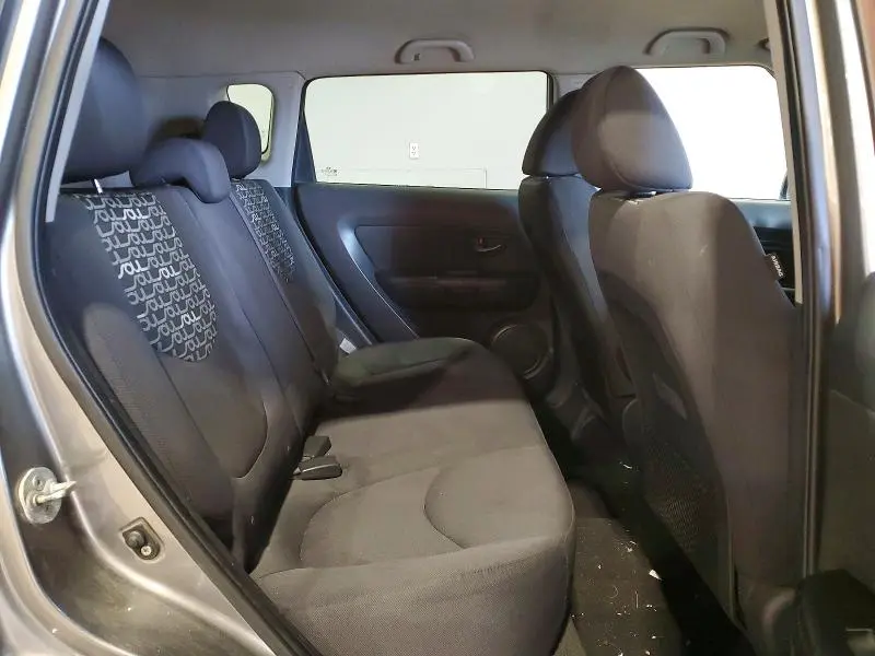 2011 KIA SOUL +  