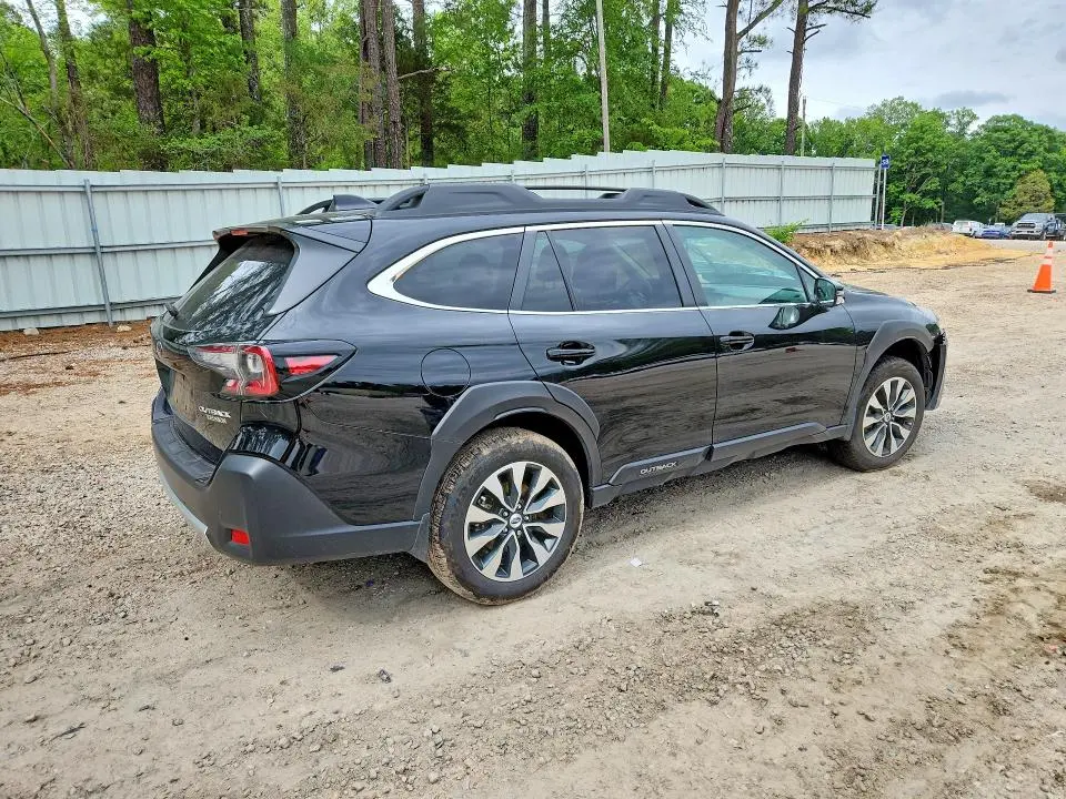 2025 SUBARU OUTBACK LIMITED  