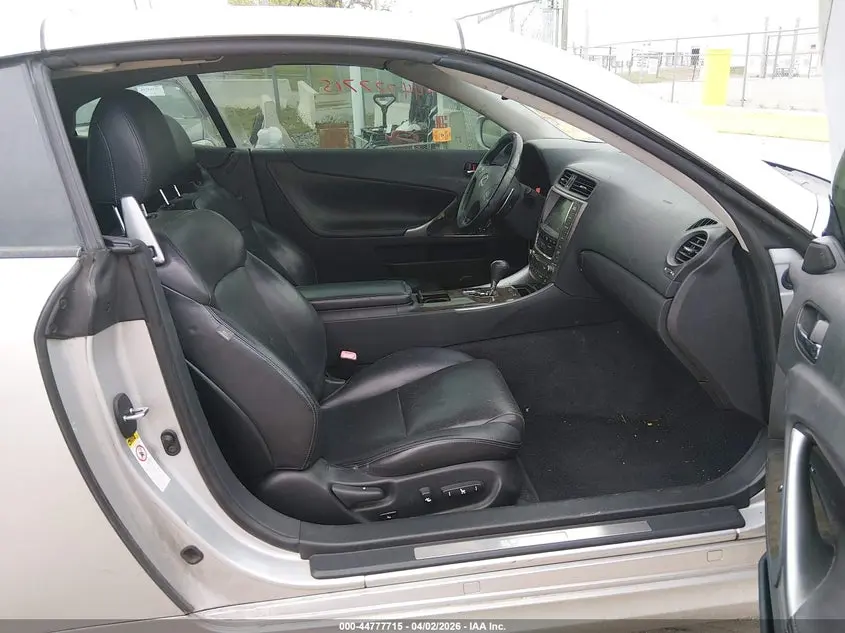 2010 LEXUS IS 250C  