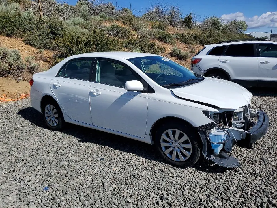 2013 TOYOTA COROLLA LE  