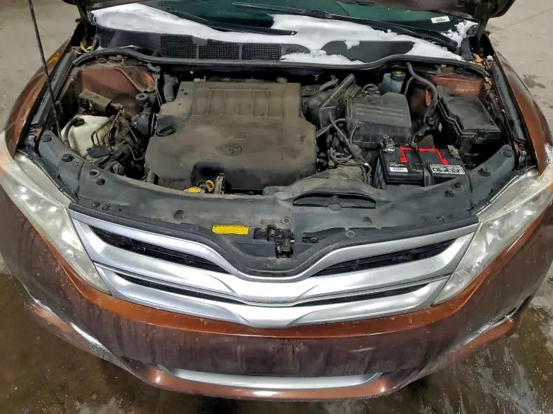 2013 TOYOTA VENZA LE  