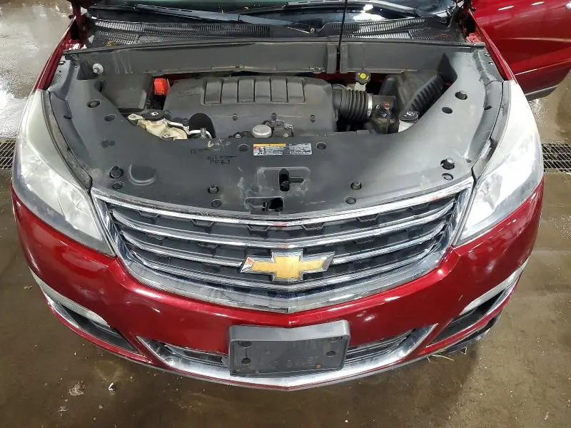 2015 CHEVROLET TRAVERSE LT  