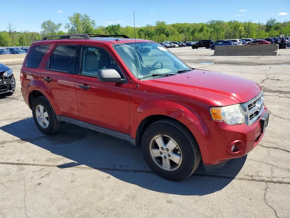 2012 FORD ESCAPE XLT  