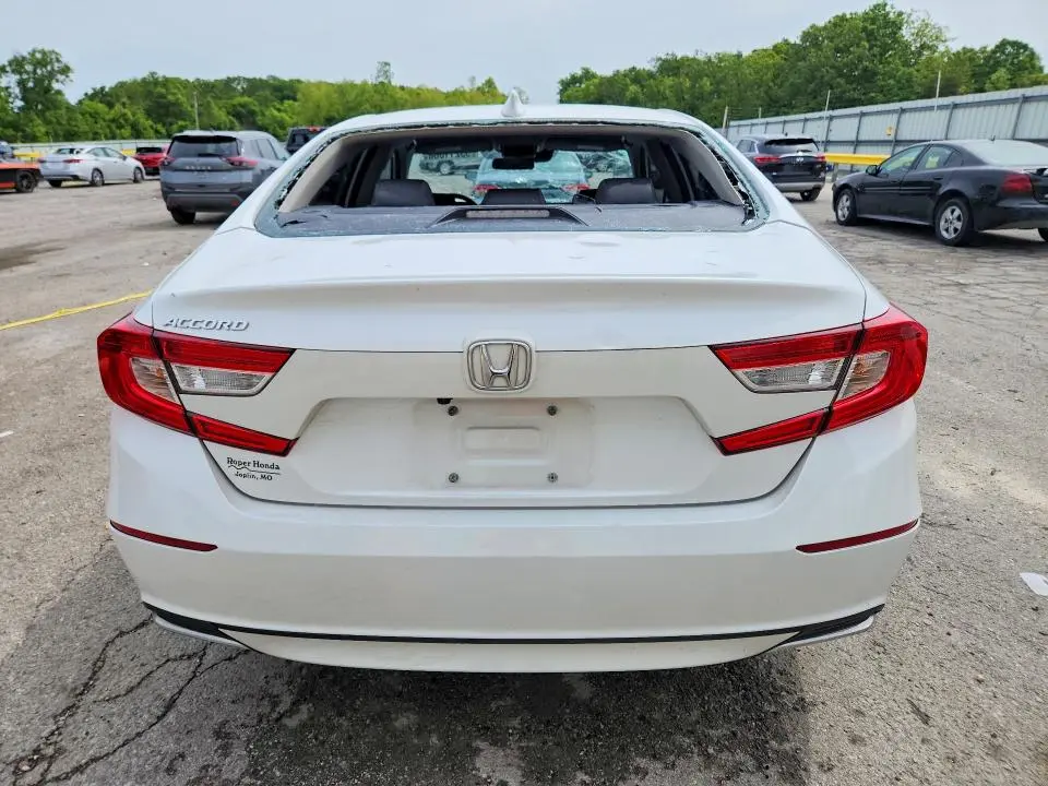 2021 HONDA ACCORD LX  