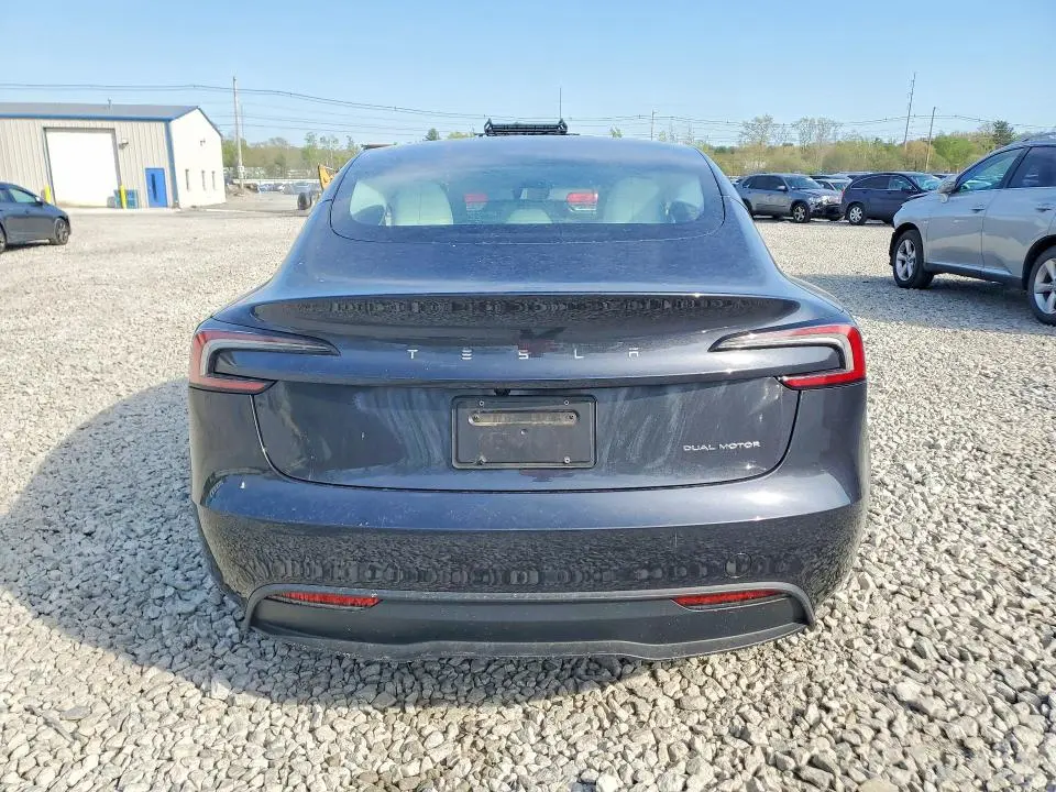 2025 TESLA MODEL 3   