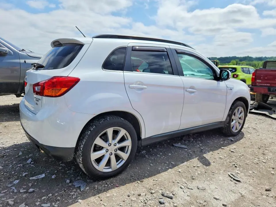2015 MITSUBISHI OUTLANDER   