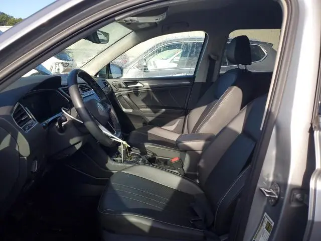 2022 VOLKSWAGEN TIGUAN SE  