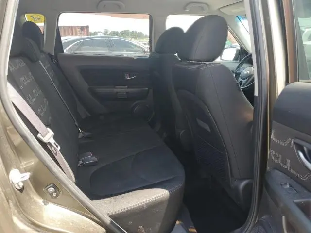 2013 KIA SOUL +  